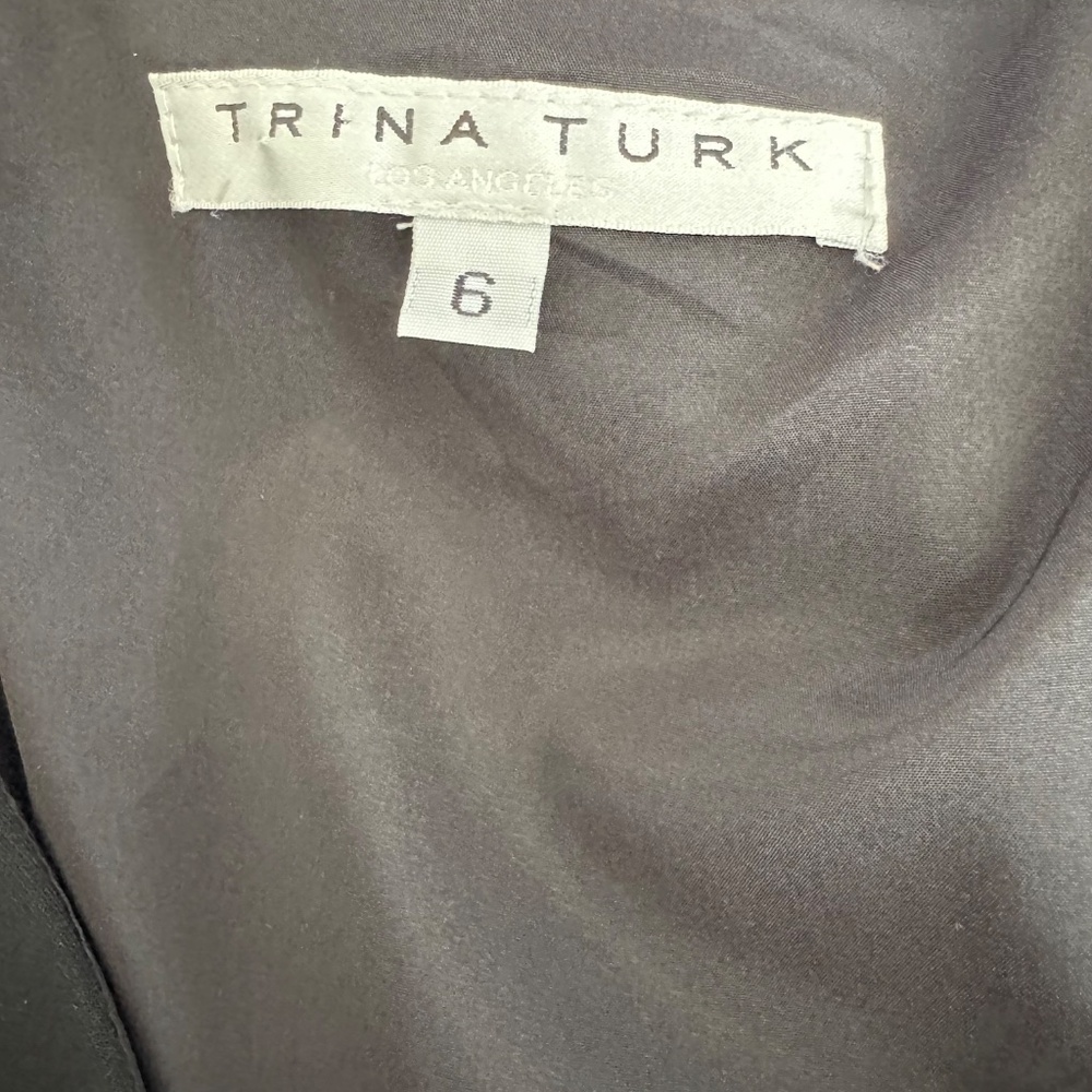 Trina Turk‎ Shinrin Black V-Neck Cape Dress Women's Size 6 Q - Picture 8 of 11